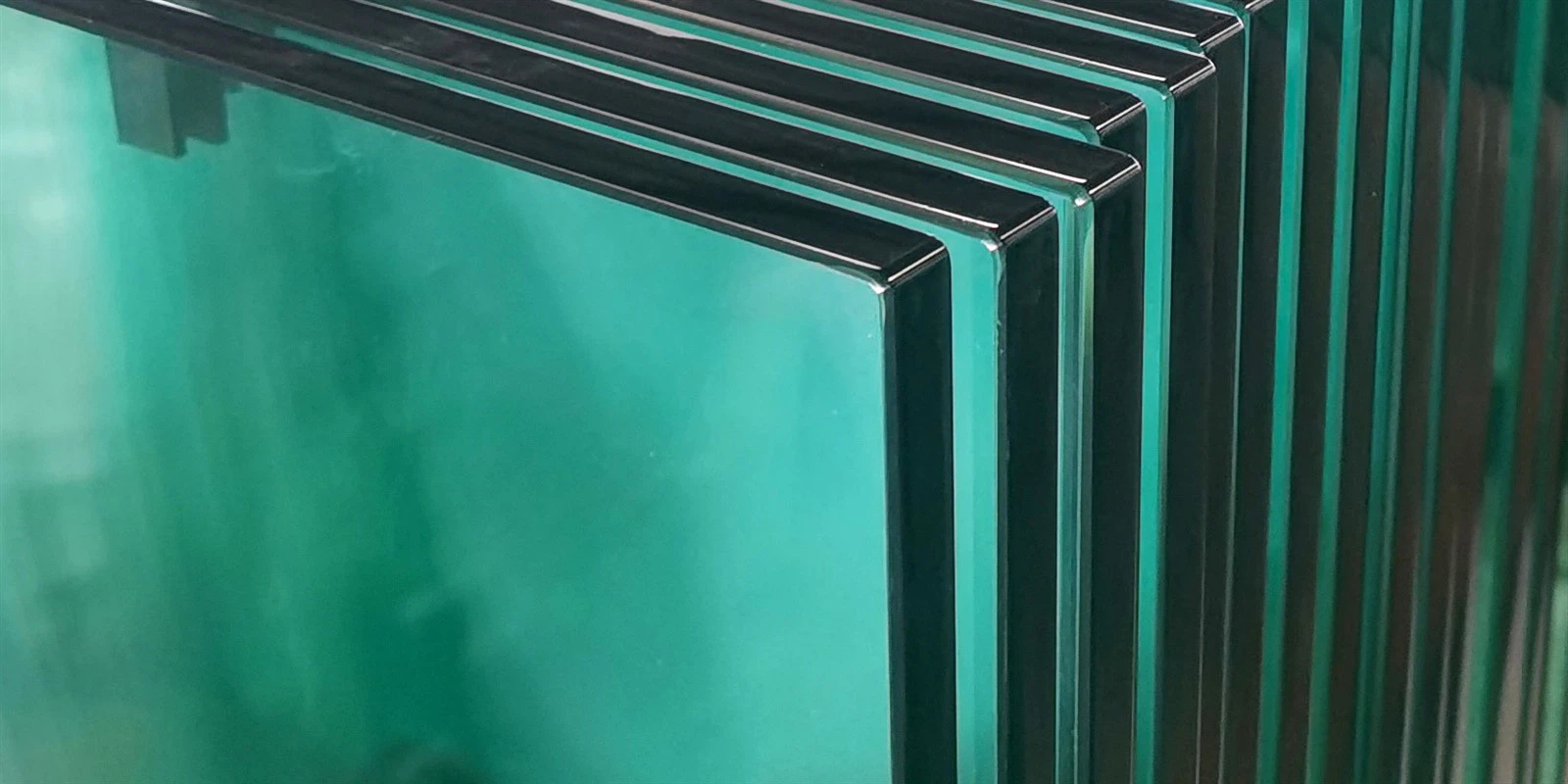 Tempered hockey glass Tempered hockey glass